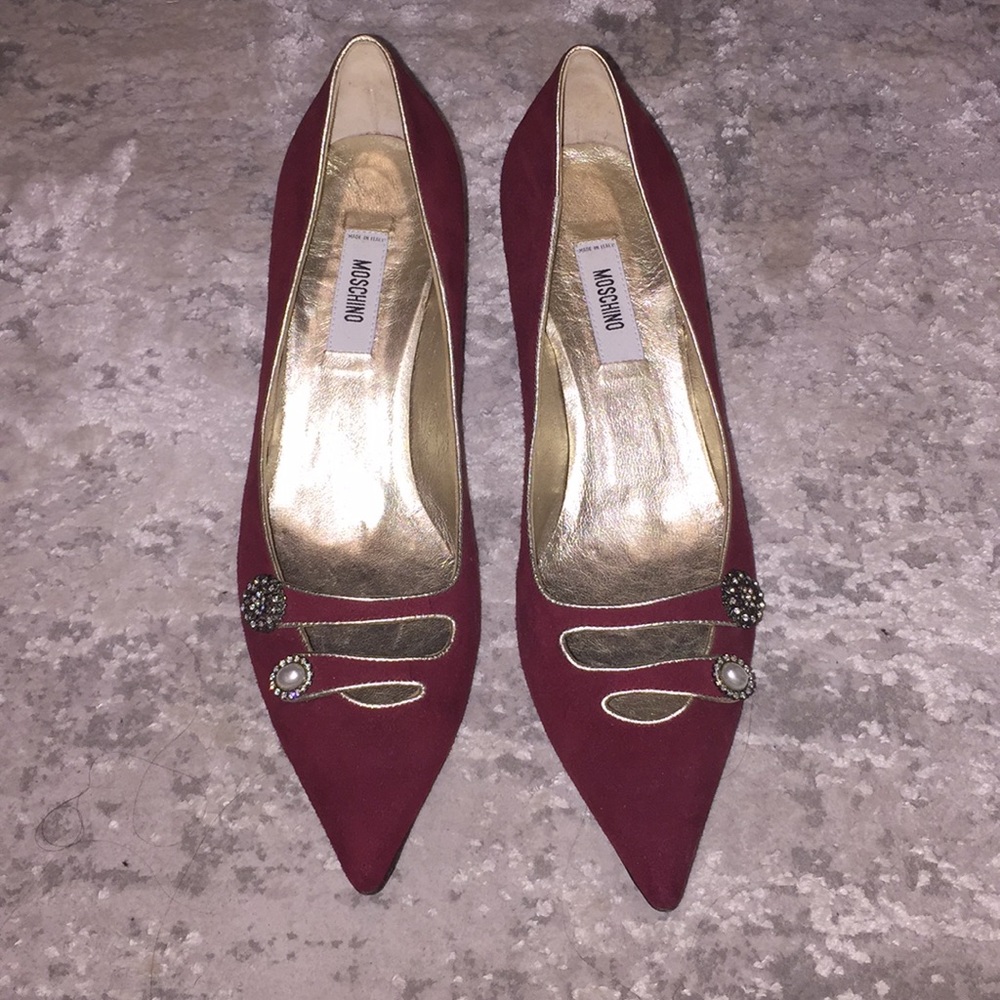 NWOT moschino suede kitten heels